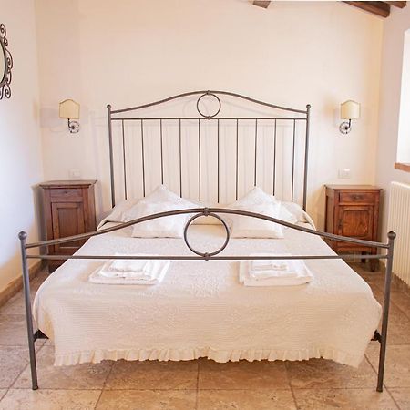 Апартаменты Casa Aurea Tre Posti Letto A 30 Metri Dal Mare Сан-Винченцо Экстерьер фото
